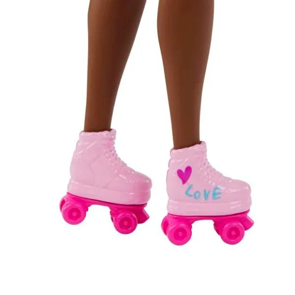 Barbie Doll With Roller Skates, Fashion Accessories And Pet Puppy HPL77 - Image 4