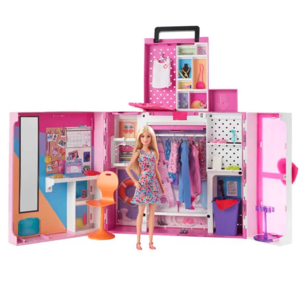 Barbie Dream Closet Doll And Playset HGX57
