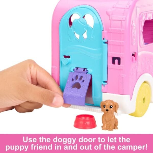 Barbie Chelsea 2-In-1 Camper Playset With Chelsea Small Doll, 2 Pets & 15 Accessories HNH90 - Image 5