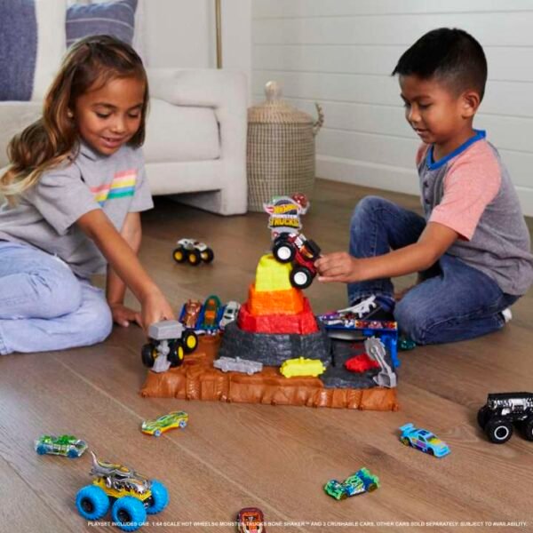 Hot Wheels Monster Trucks Arena Smashers Bone Shaker Ultimate Crush Yard With 1 Vehicle HNB96 - Image 2