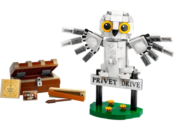 LEGO HARRY POTTER HEDWIG AT 4 PRIVET DRIVE (76425) - Image 3