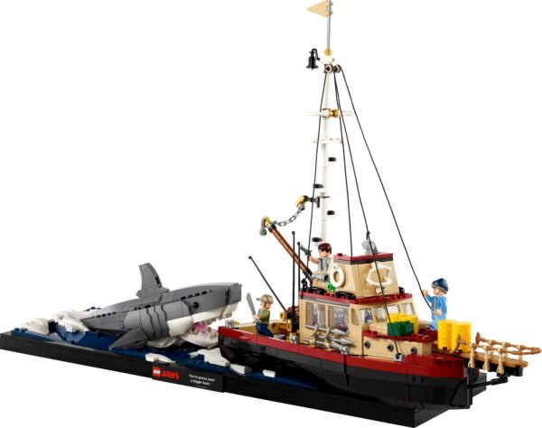 LEGO IDEAS JAWS (21350) - Image 2