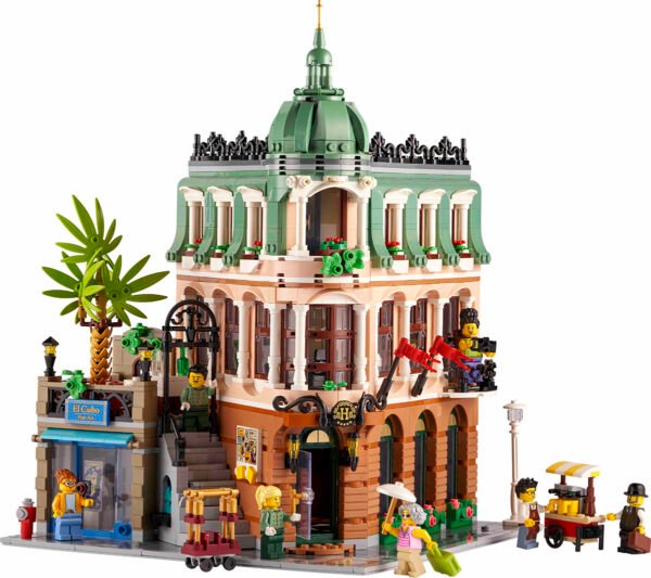 LEGO ICONS BOUTIQUE HOTEL (10297) - Image 3