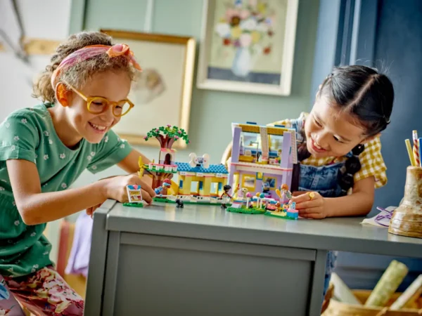 LEGO FRIENDS DOG RESCUE CENTER (41727) - Image 5