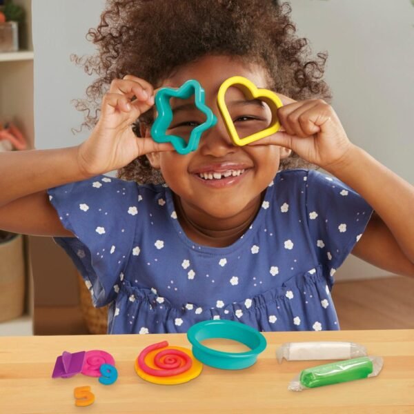 Play-Doh Numbers and Shapes Playset with 17 Tools, Kids Arts and Crafts Toys - Image 4