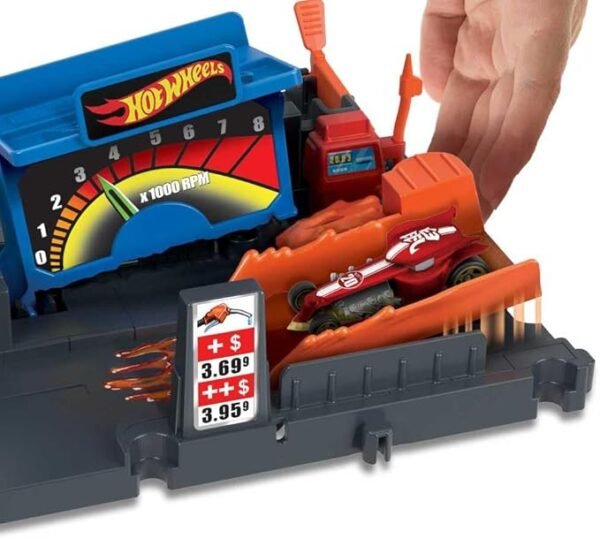 Hot Wheels City Fuel Station Shift Track Set HKX45 - Image 5