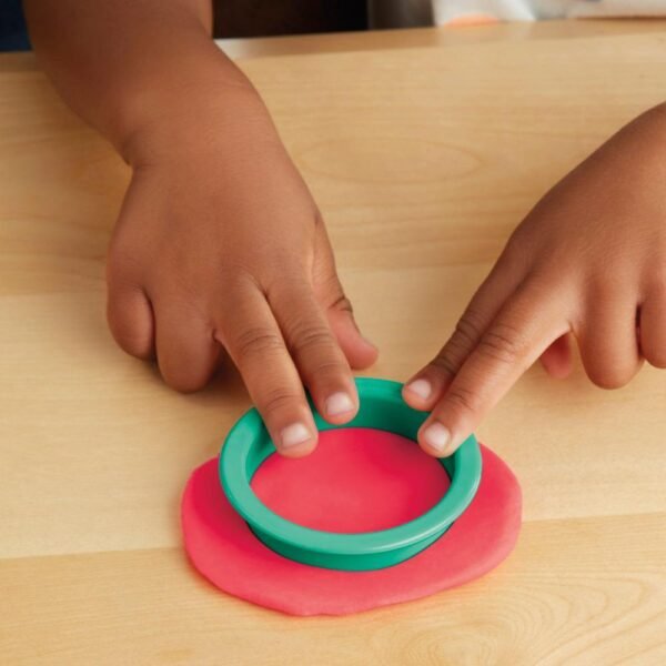 Play-Doh Numbers and Shapes Playset with 17 Tools, Kids Arts and Crafts Toys - Image 8