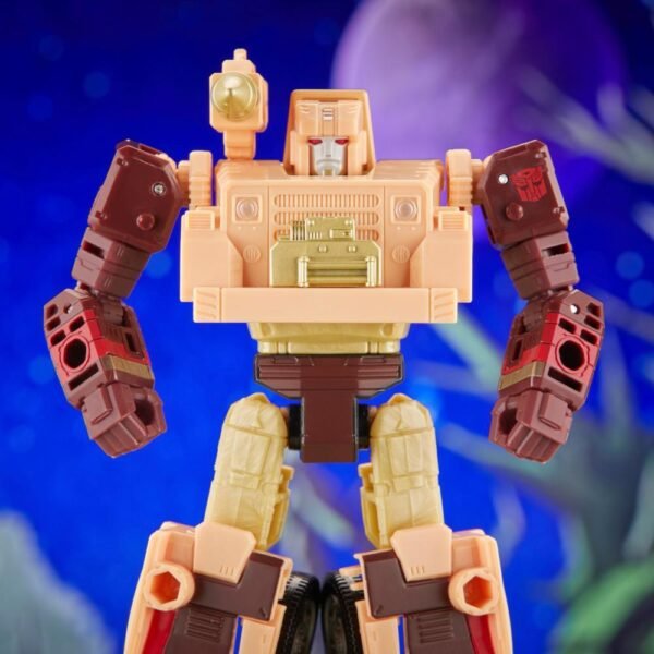 Transformers Legacy Evolution Deluxe Class Detritus Converting Action Figure F7202 - Image 5