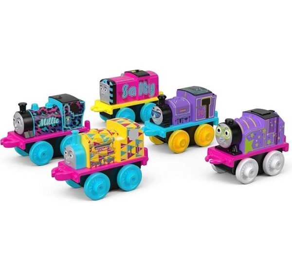 Thomas & Friends Minis Toy Trains with Sweet Glow-in-The-Dark Features, Multi-color FVJ71