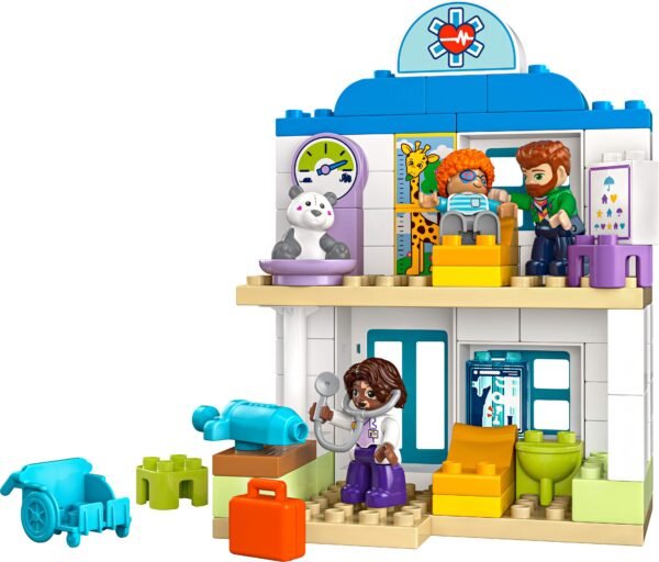 LEGO DUPLO FIRST TIME VISIT WITH THE DOCTOR (10449) - Image 2