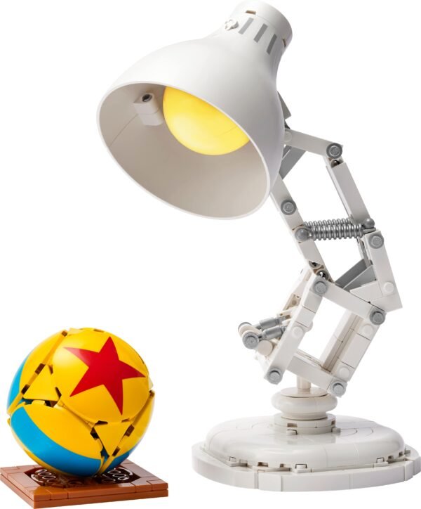 LEGO IDEAS PIXAR LAMP (21357) - Image 2