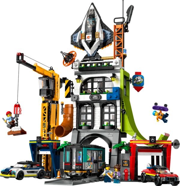 LEGO CITY THE CITY TOWER (60473) - Image 2
