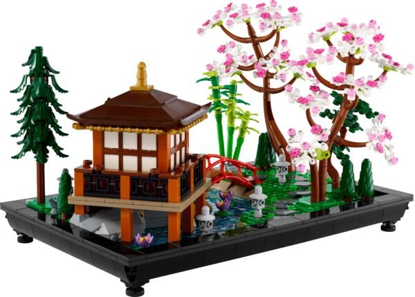 LEGO BOTANICALS TRANQUIL GARDEN (10315) - Image 2