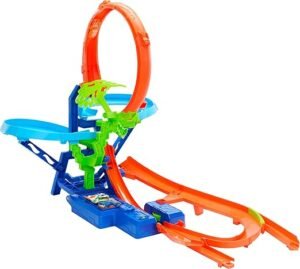 Hot Wheels Toy Car Track Set, Stunt Track Mid-Air Crash with 1:64 Scale Die-Cast Toy Car, Motorized Booster for Non-Stop JKJ78