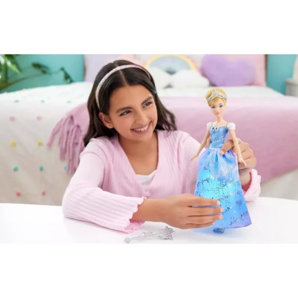 Disney Princess Cinderella Light-Up Dress Fashion Doll with Sounds & Magic Wand Activation, Enchanted Ballgown JBF94 - Image 6