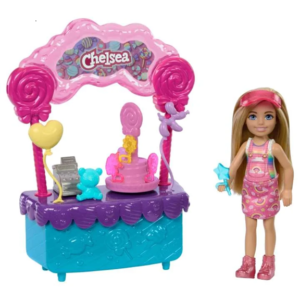 Barbie Chelsea Doll & Lollipop Stand, 10-Piece Toy Playset With Accessories HRM07
