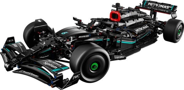 LEGO MERCEDES-AMG F1 W14 E PERFORMANCE (42171) - Image 2