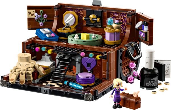 LEGO WEDNESDAY THING'S APARTMENT (76785) - Image 2